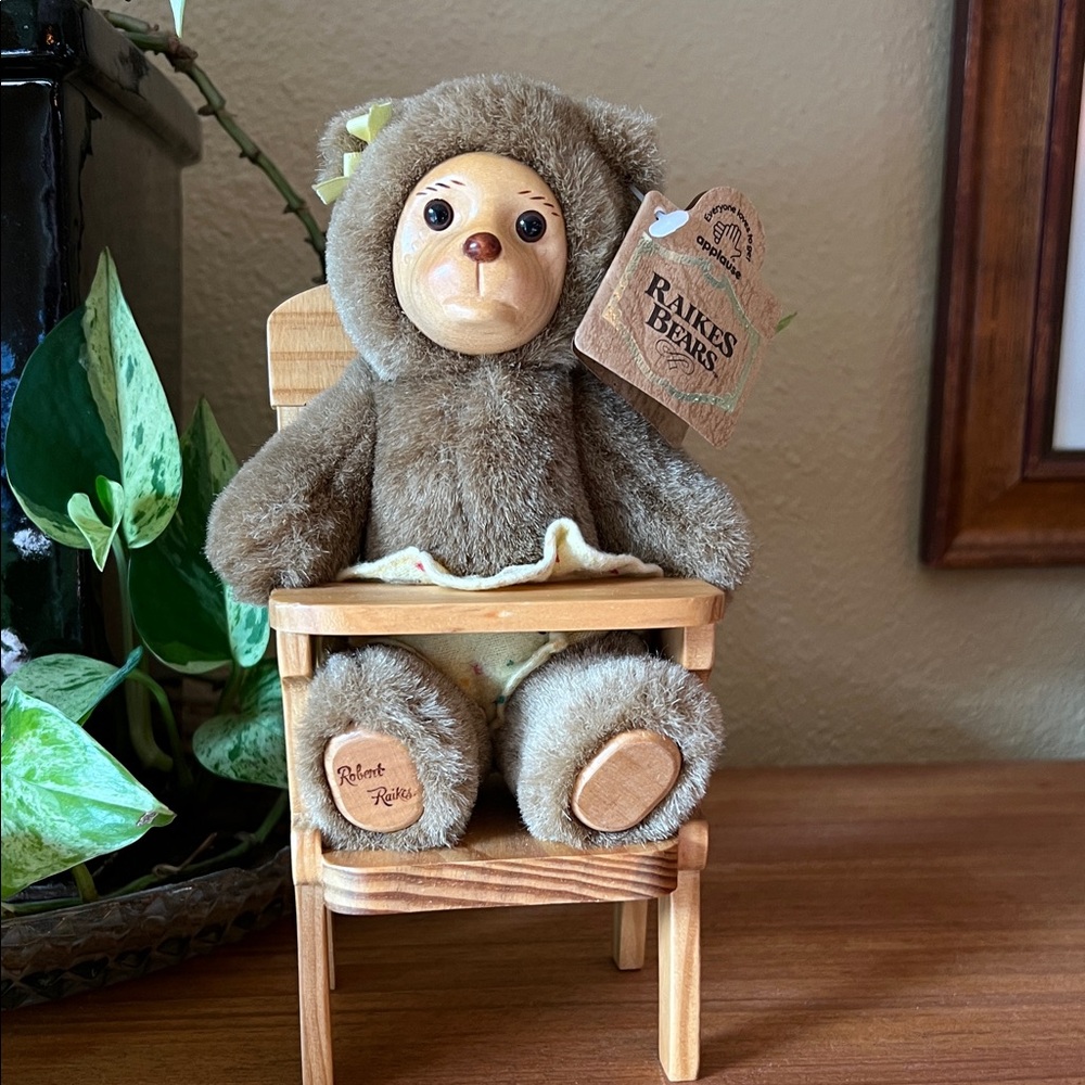 EUC Raikes Bears Nursery Collection Baby in High‎ Chair